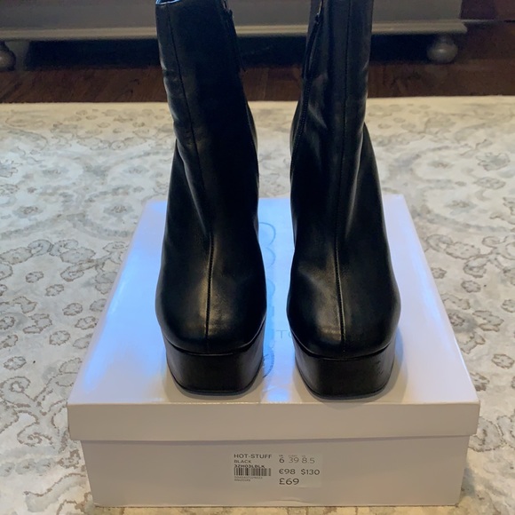 TopShop Hot Stuff Platform Ankle Boots - Picture 3 of 6